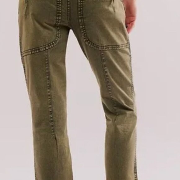 NWT $148 Free People We The Free Hot In It Moto Pants Army Green Size 4 - Picture 8 of 9